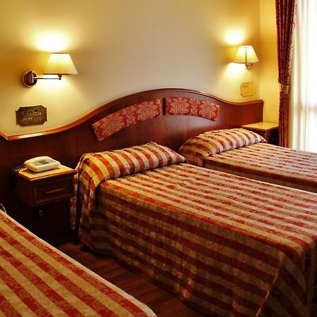 Hotel Valdaso Педазо Екстериор снимка