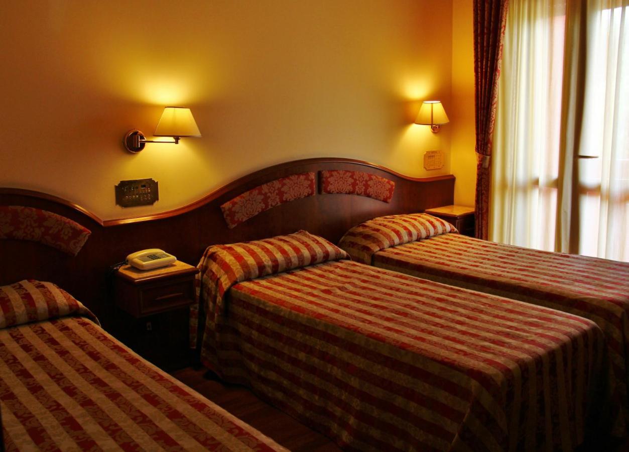 Hotel Valdaso Педазо Екстериор снимка